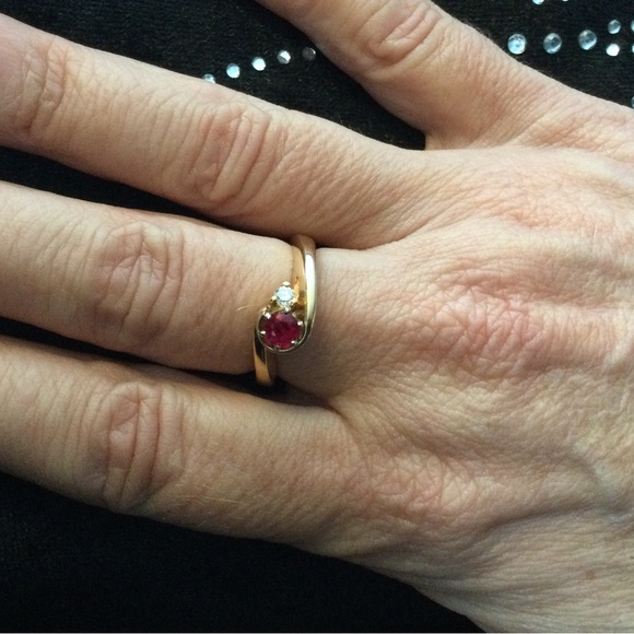 14k Yellow Gold Ruby and Diamond Ring - Picture 7 of 8